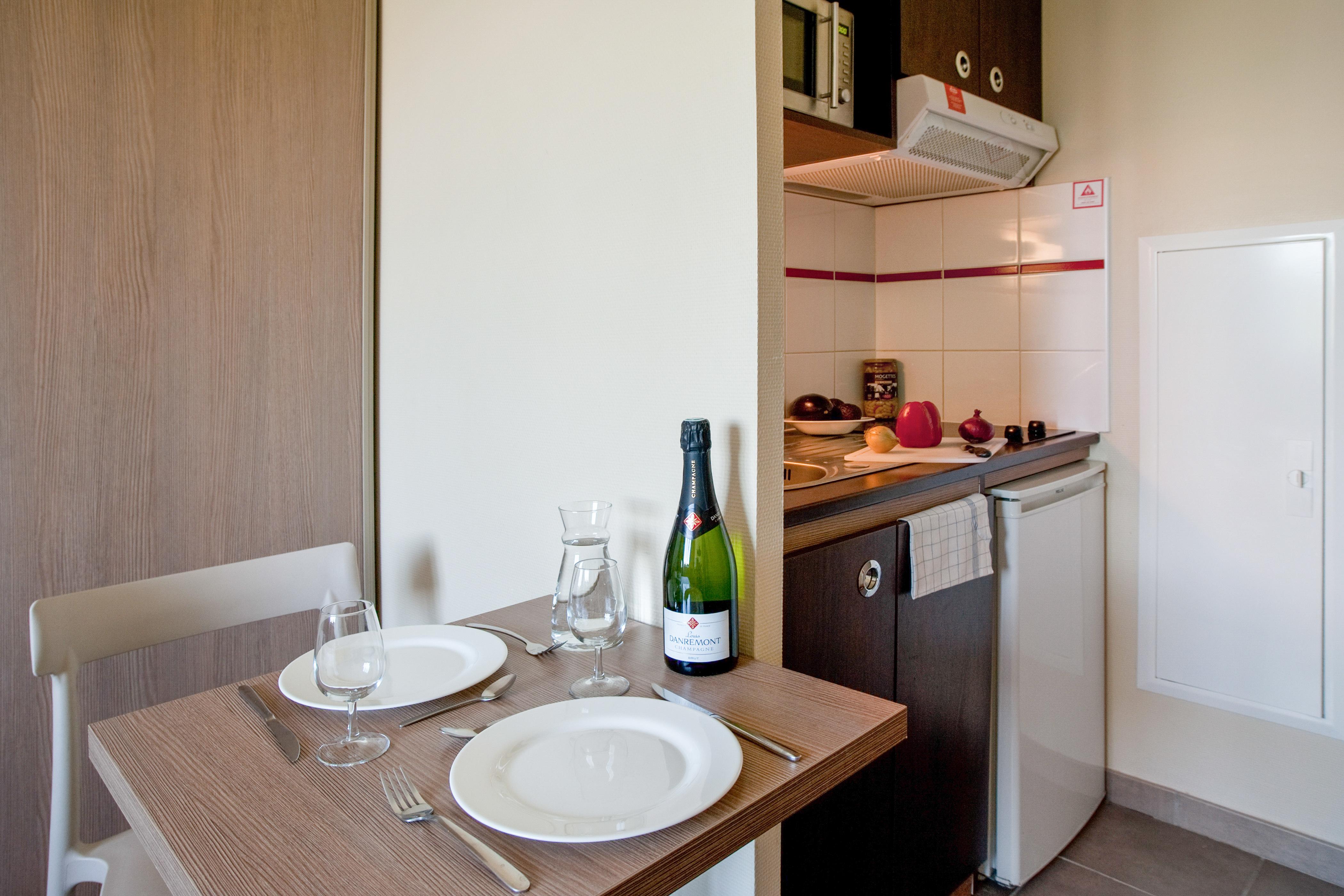 Appart'City Classic La Roche Sur Yon Centre Екстер'єр фото